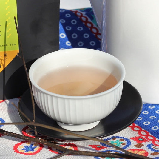 お茶 クロモジ枝茶 煮出し用|昔から健康茶として愛されてきた黒文字茶|アシタカ|岡山県 - 和精油のある暮らし
